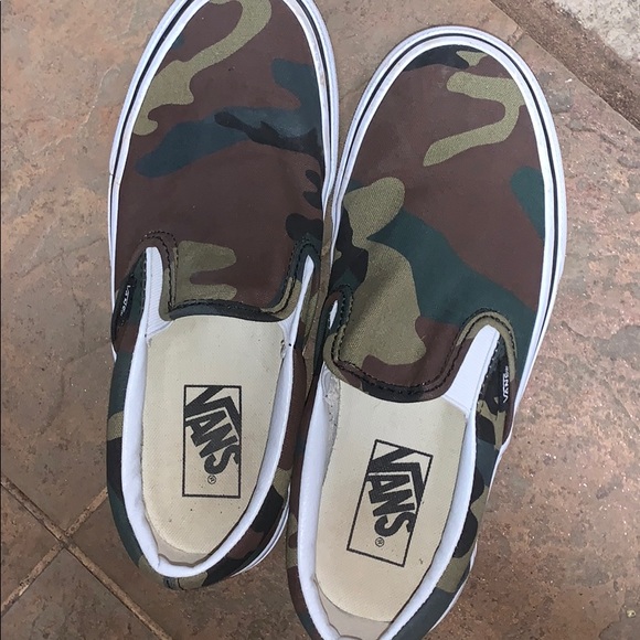 camp slip on vans